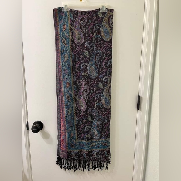 Accessories - 100% Cashmere Pashmina Scarf Wrap Purple Paisley Like New Condition with Fringe